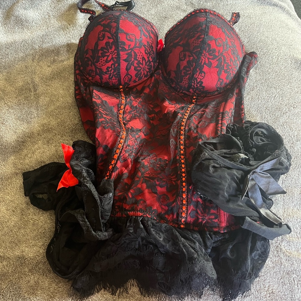 Plus size lingerie bundle. 3 different sets. Xxl-3xl
